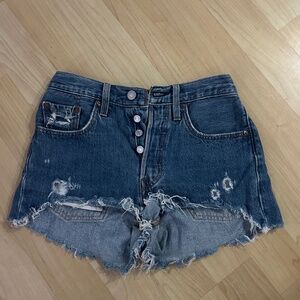 Levi’s women’s high rise shorts